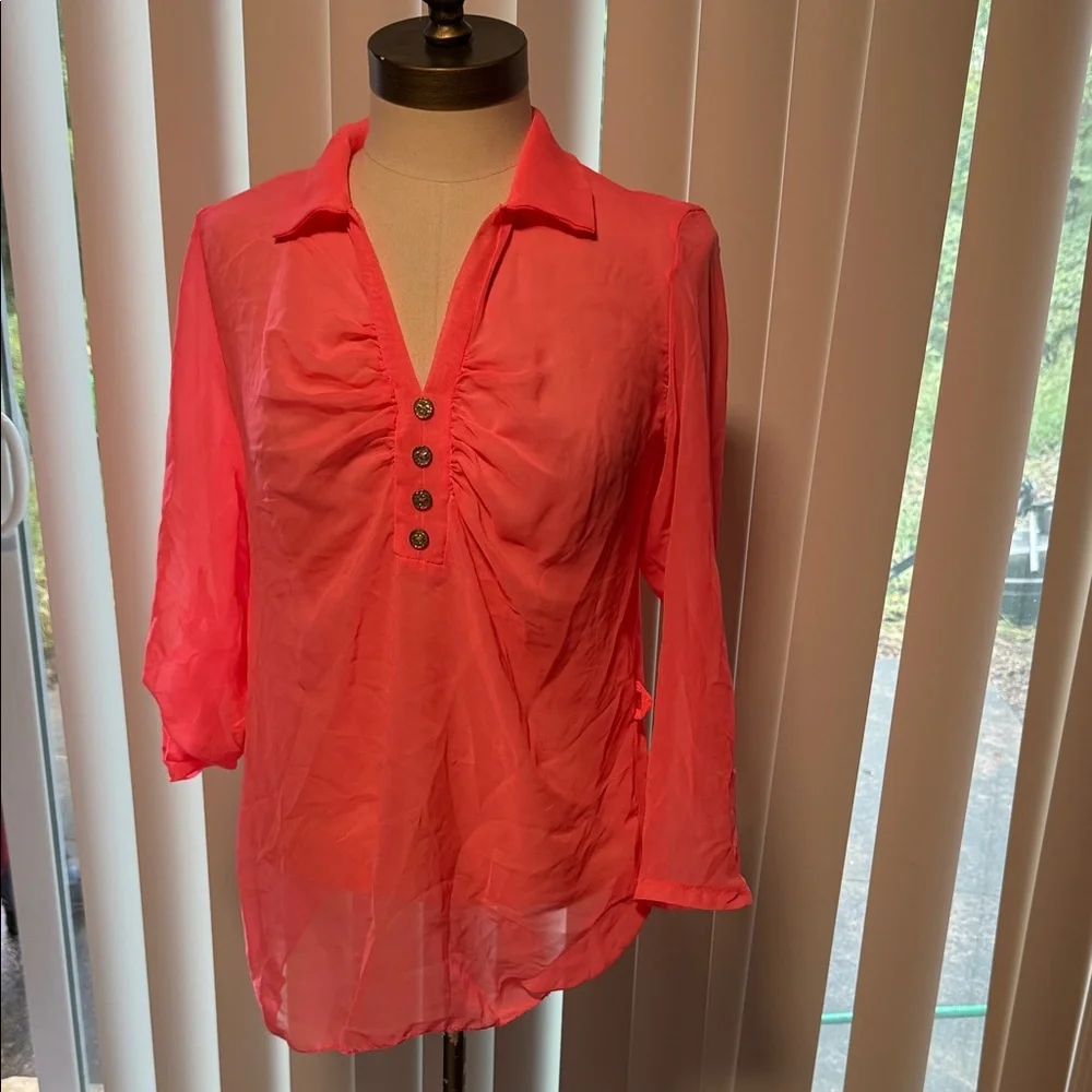 Vibrant Coral Button-Front Blouse size M
#135/3tt - Picture 2 of 11